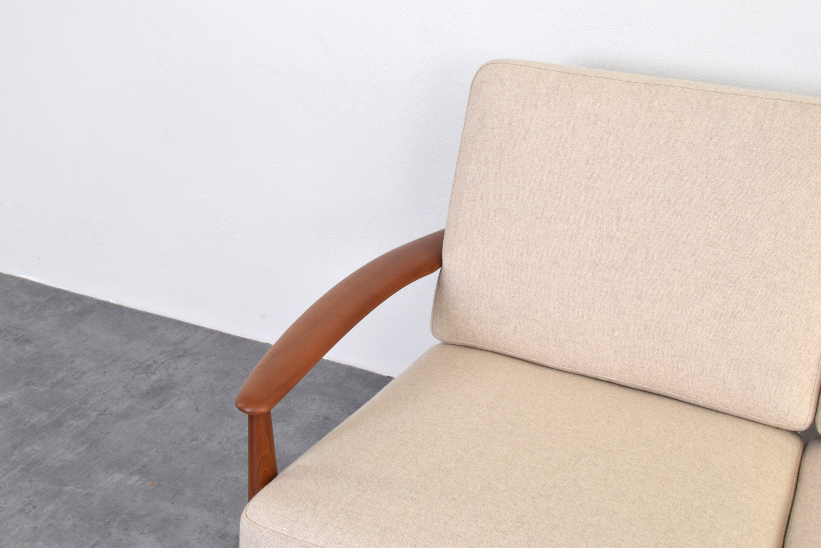 Skandynawska sofa tekowa proj. Grete Jalk, prod. France & Søn, Dania, lata 60