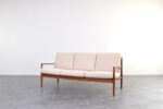 Skandynawska sofa tekowa proj. Grete Jalk, prod. France & Søn, Dania, lata 60