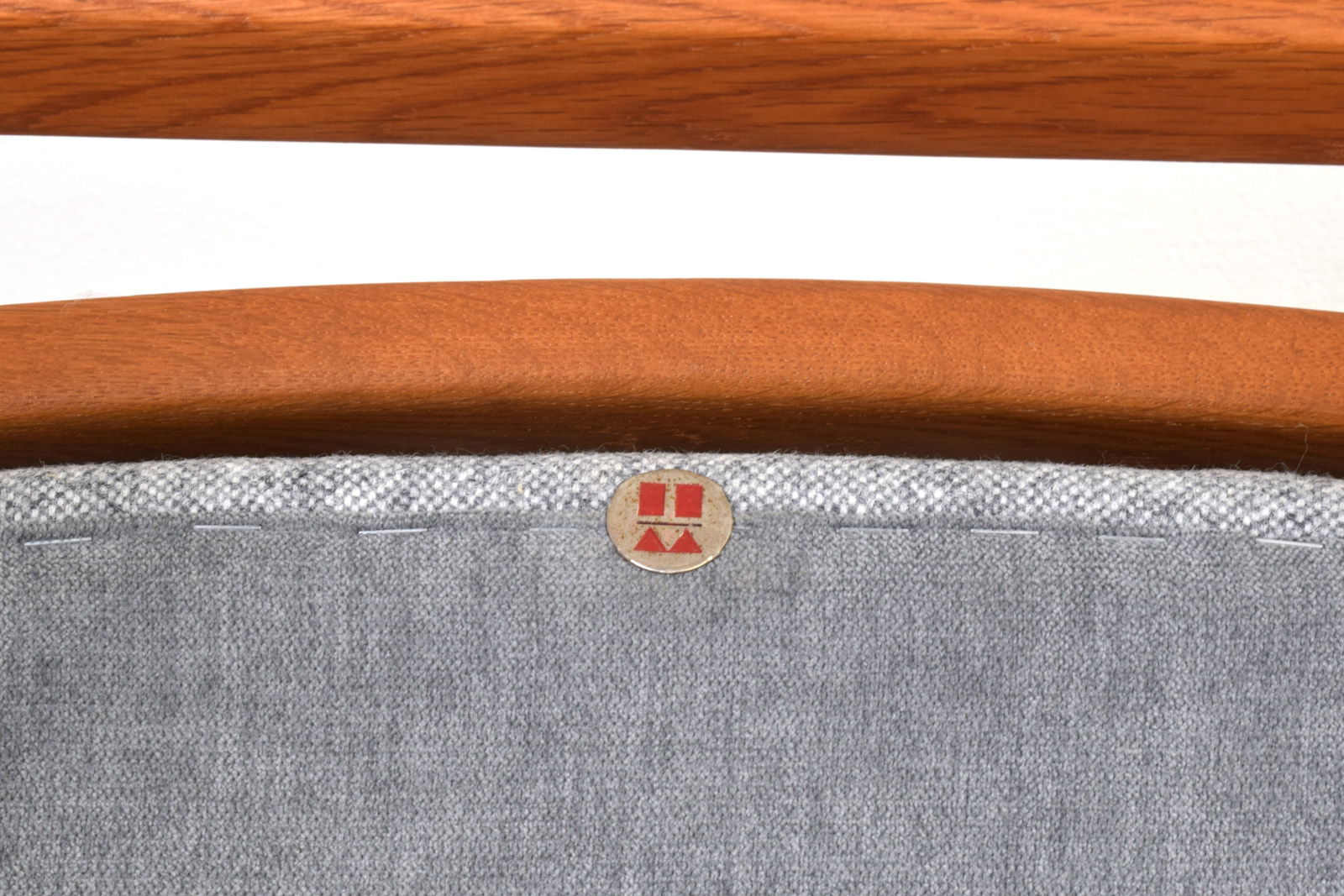 Fotel bujany vintage proj. Hans Wegner, prod. A/S Mikael Laursen, Dania, lata 50
