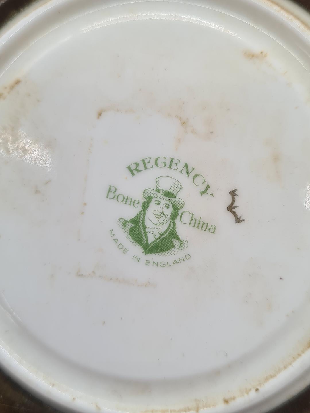 Lustro w mosiężnej ażurowej ramie, Anglia, lata 70