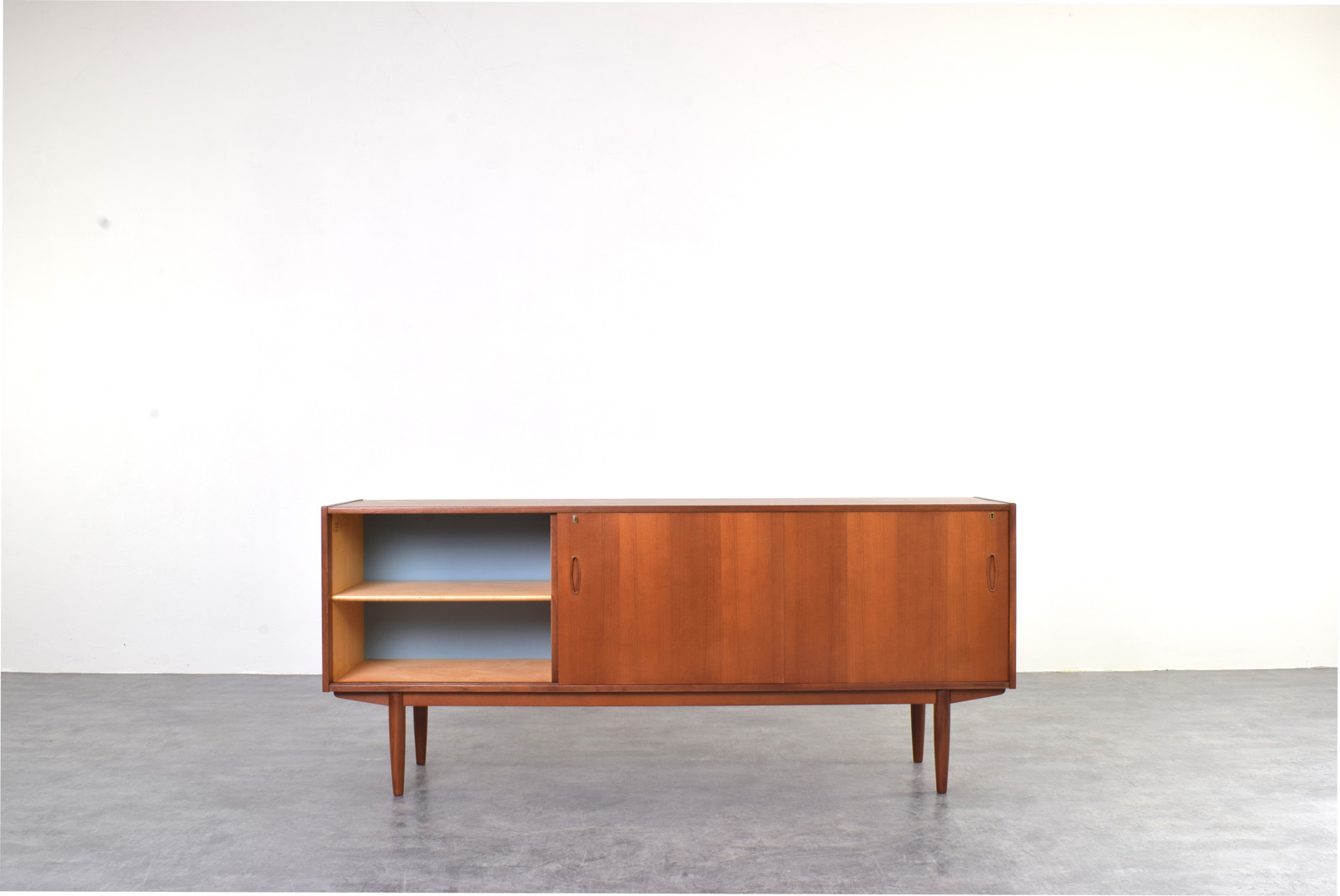 Skandynawski sideboard, proj. Nils Jonsson prod. P.S. Heggen, Norwegia, lata 60