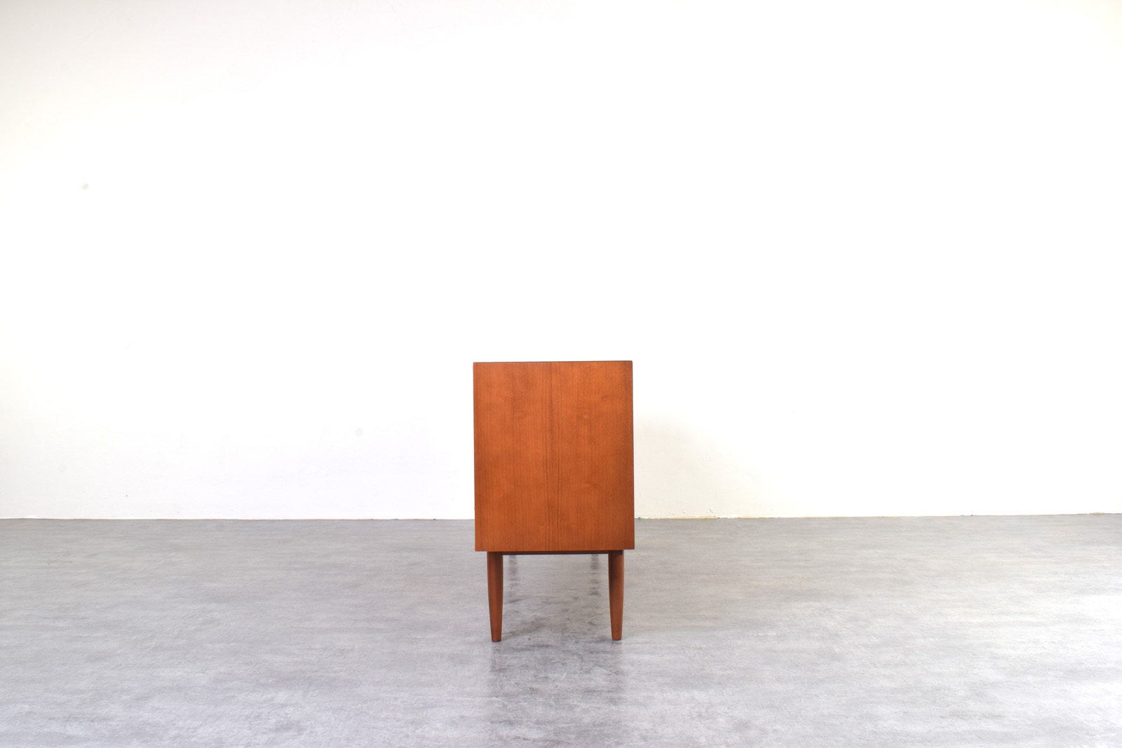 Skandynawski sideboard, proj. Nils Jonsson prod. P.S. Heggen, Norwegia, lata 60