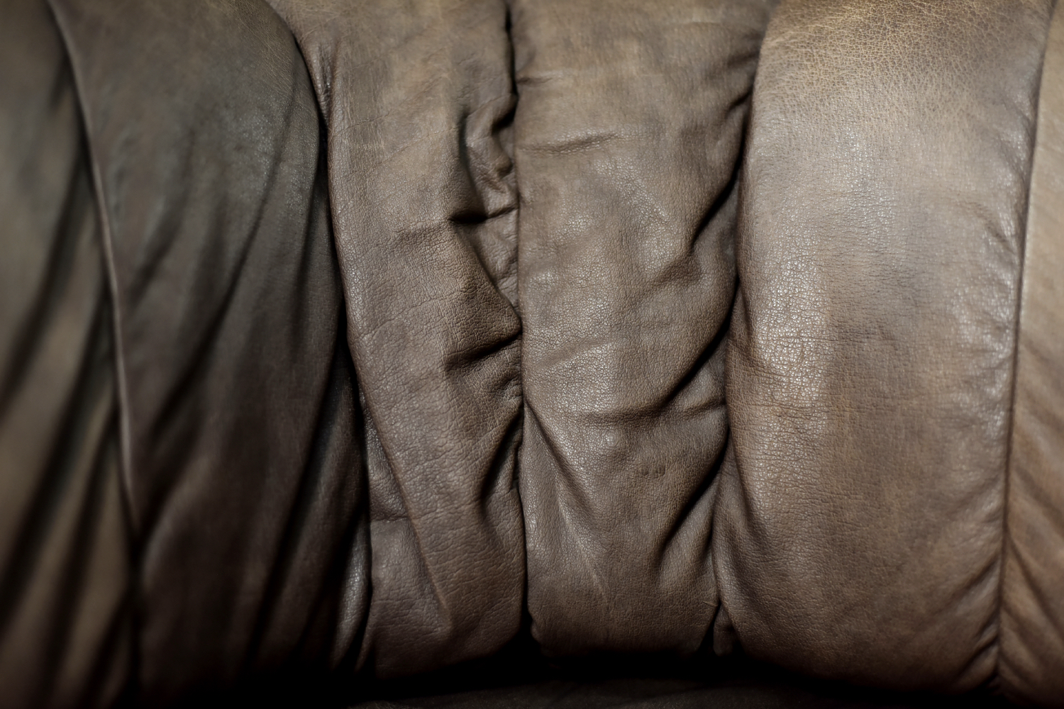 Dwuosobowa brutalistyczna skórzana sofa z funkcją spania, Niemcy, lata 70