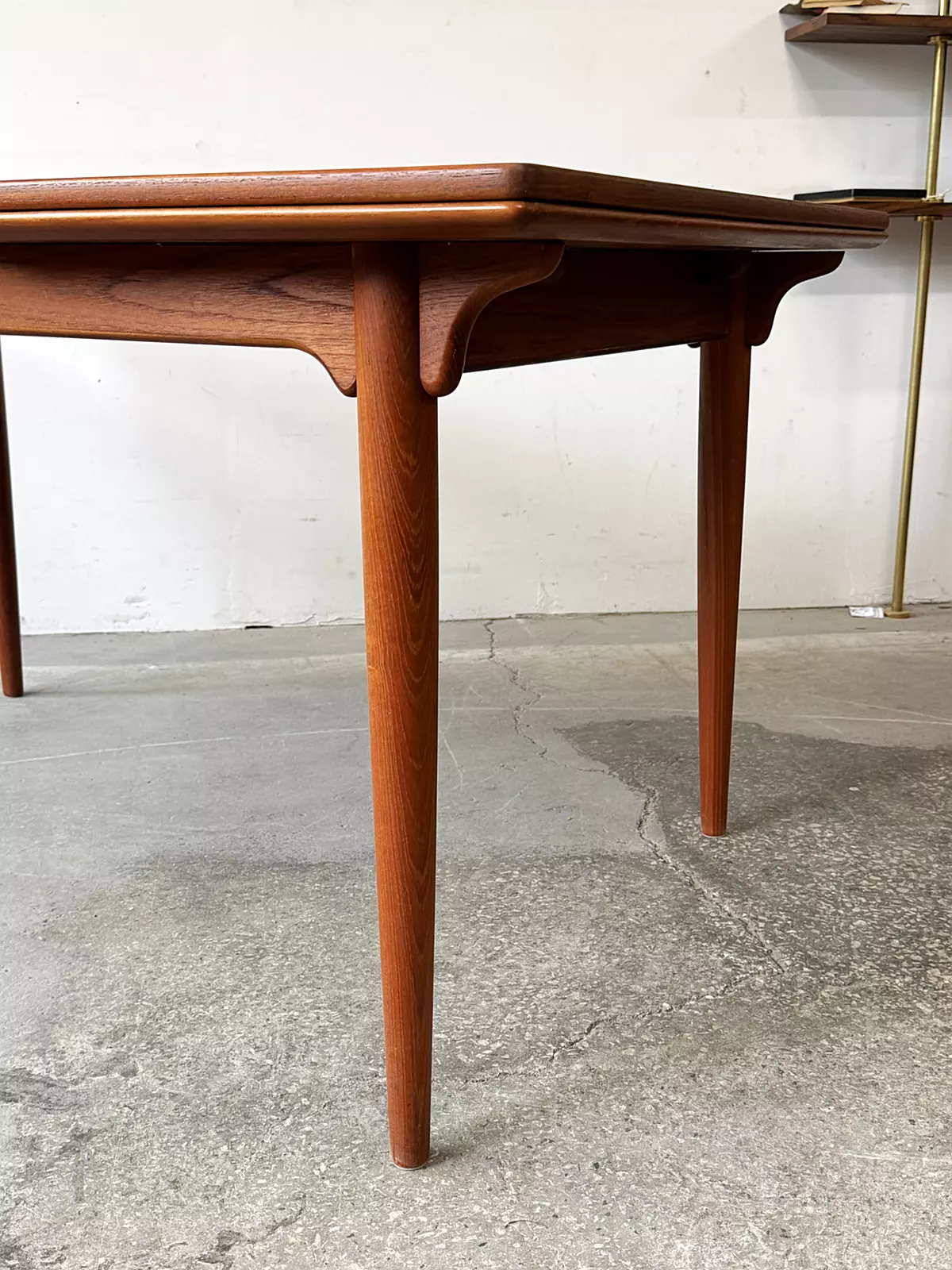 Stół rozkładany vintage, Model 54, proj. G. Omann, Dania, lata 60