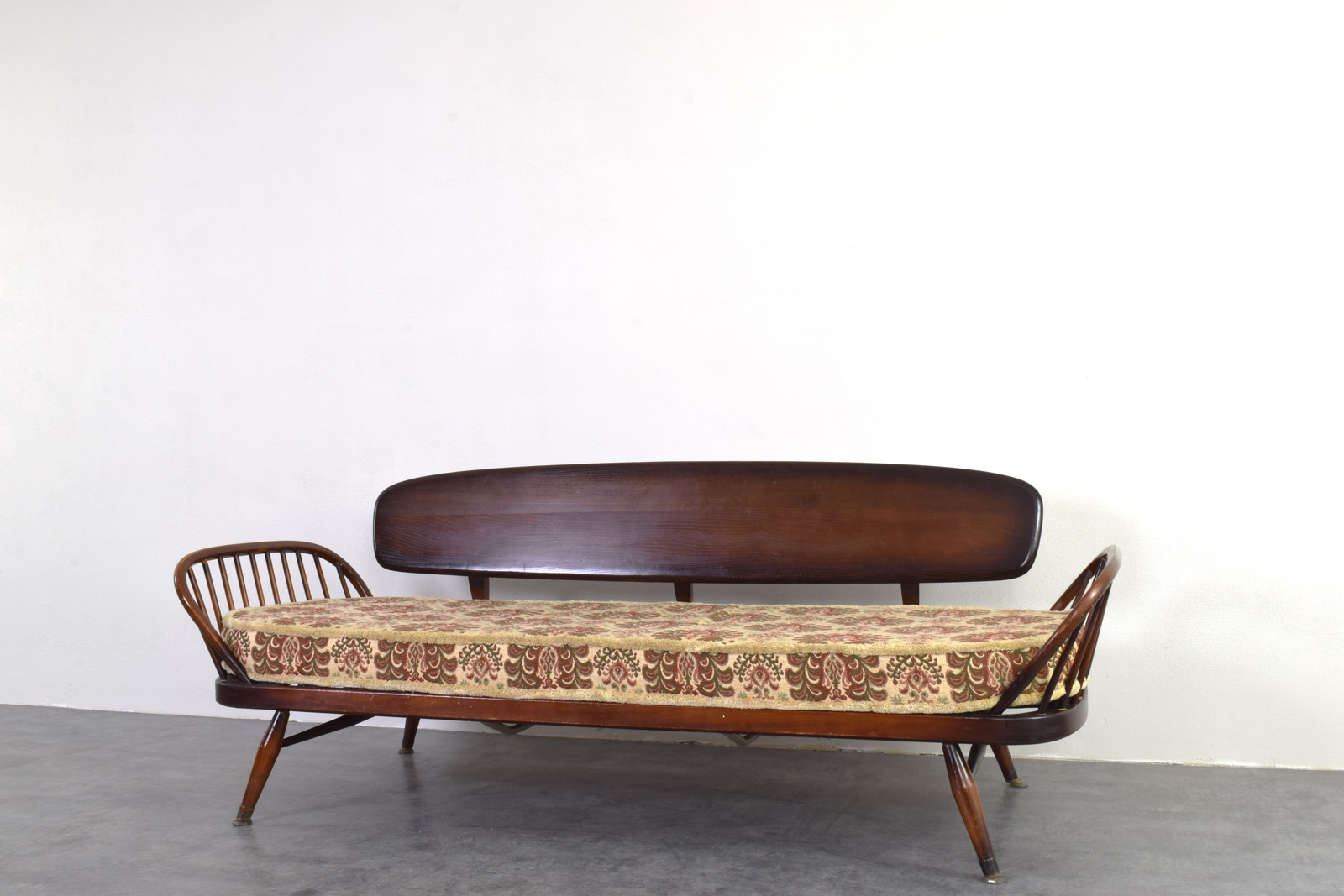 Sofa vintage proj. Lucian Ercolani, prod. Ercol, Wielka Brytania, lata 60