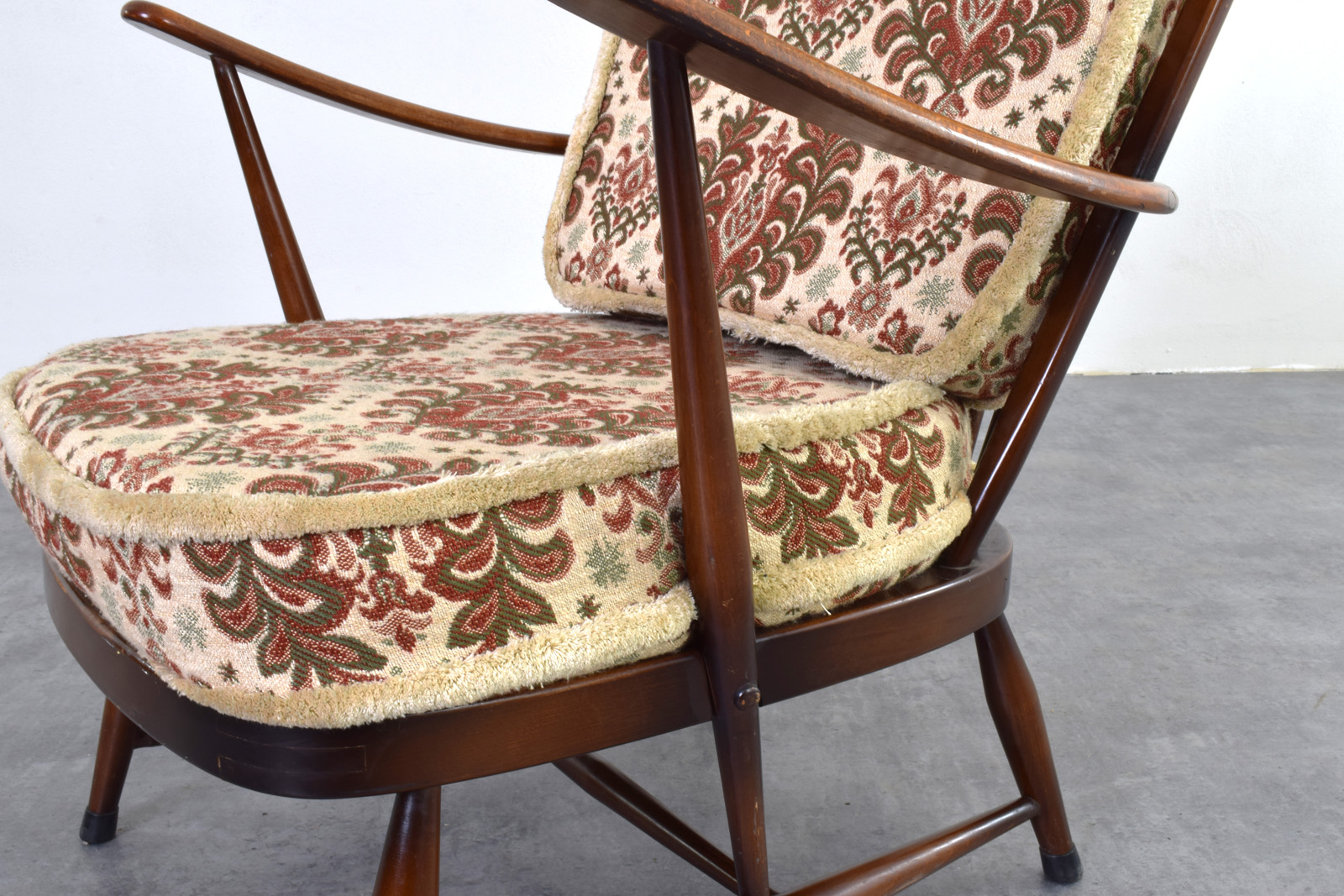 Para foteli vintage proj. Lucian Ercolani, prod. Ercol, Wielka Brytania, lata 60
