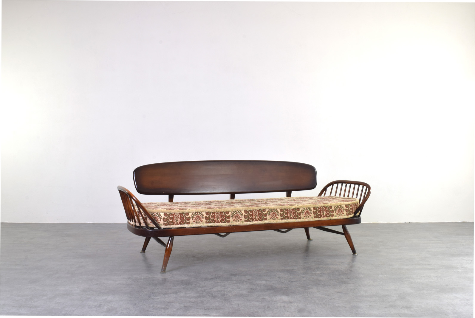 Sofa vintage proj. Lucian Ercolani, prod. Ercol, Wielka Brytania, lata 60