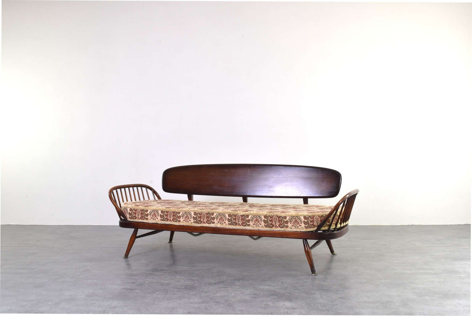 Sofa vintage proj. Lucian Ercolani, prod. Ercol, Wielka Brytania, lata 60