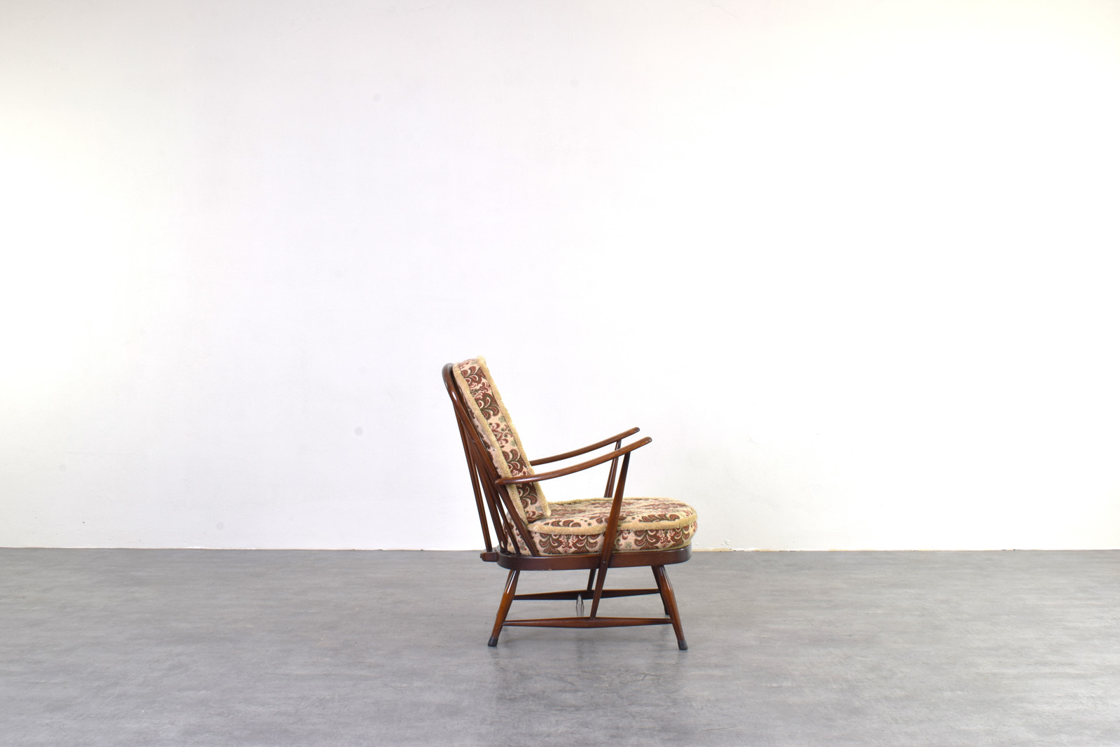 Para foteli vintage proj. Lucian Ercolani, prod. Ercol, Wielka Brytania, lata 60