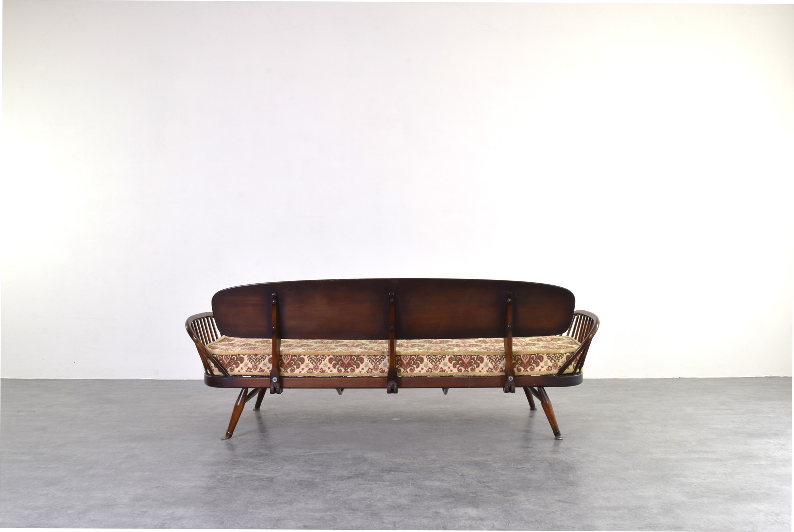 Sofa vintage proj. Lucian Ercolani, prod. Ercol, Wielka Brytania, lata 60