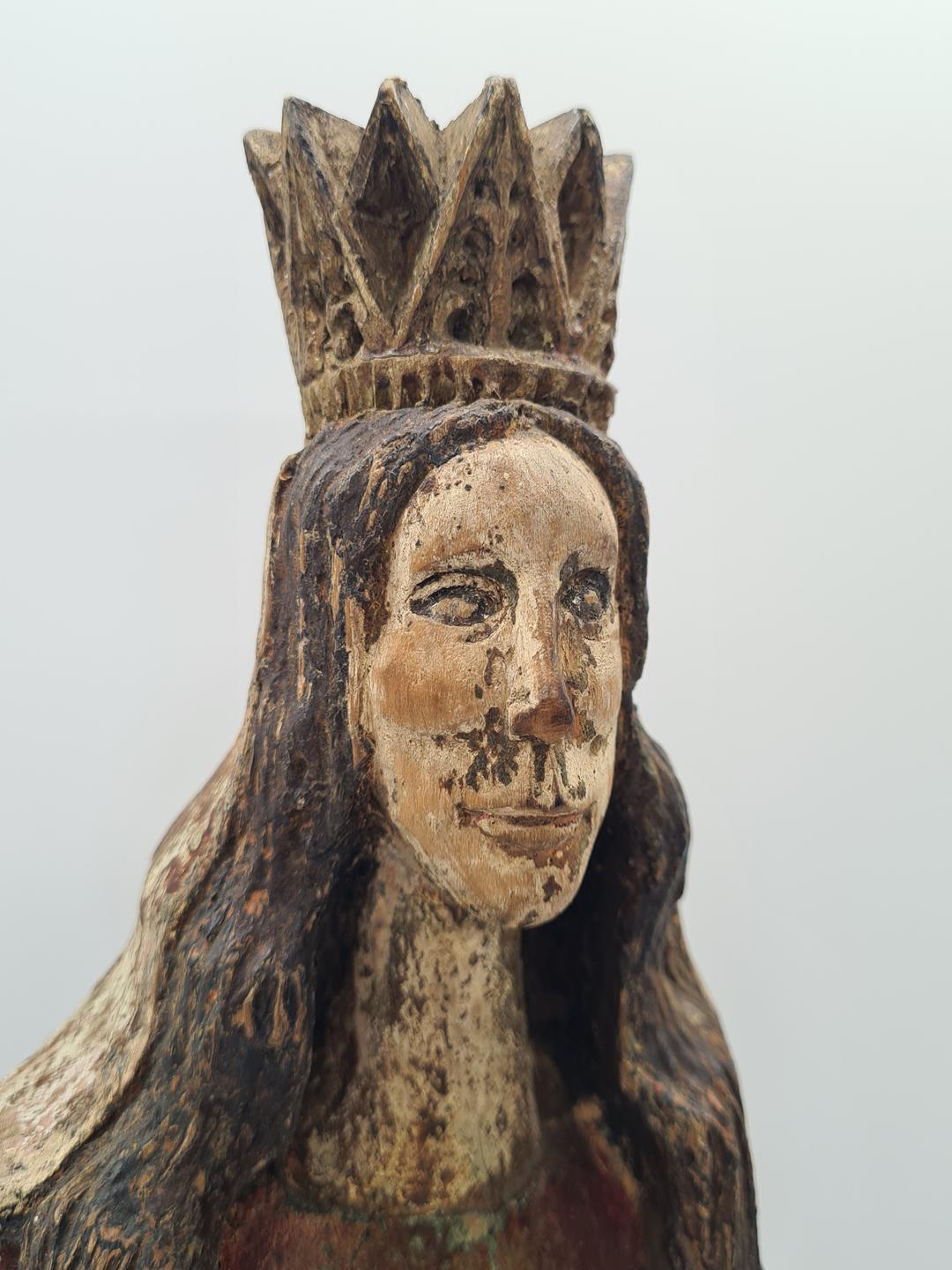 Folk sculpture depicting the Virgin Mary with the Christ Child, Poland, 20th century
