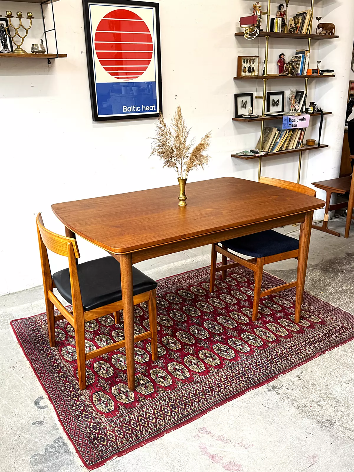 Scandinavian extendable table, Denmark, 60s/70s