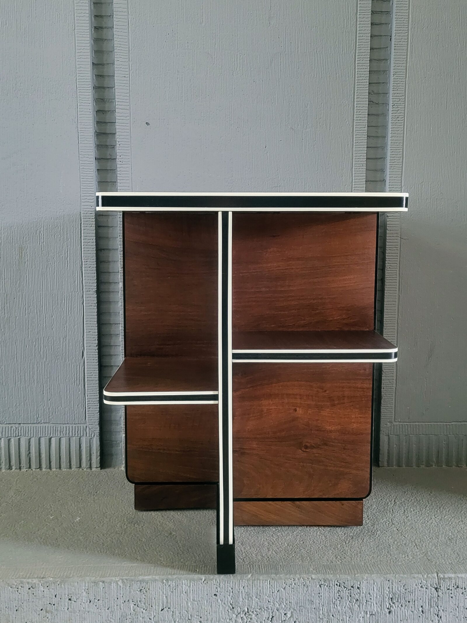 Burr Walnut Coffee Table, Art Deco, England, 1930s