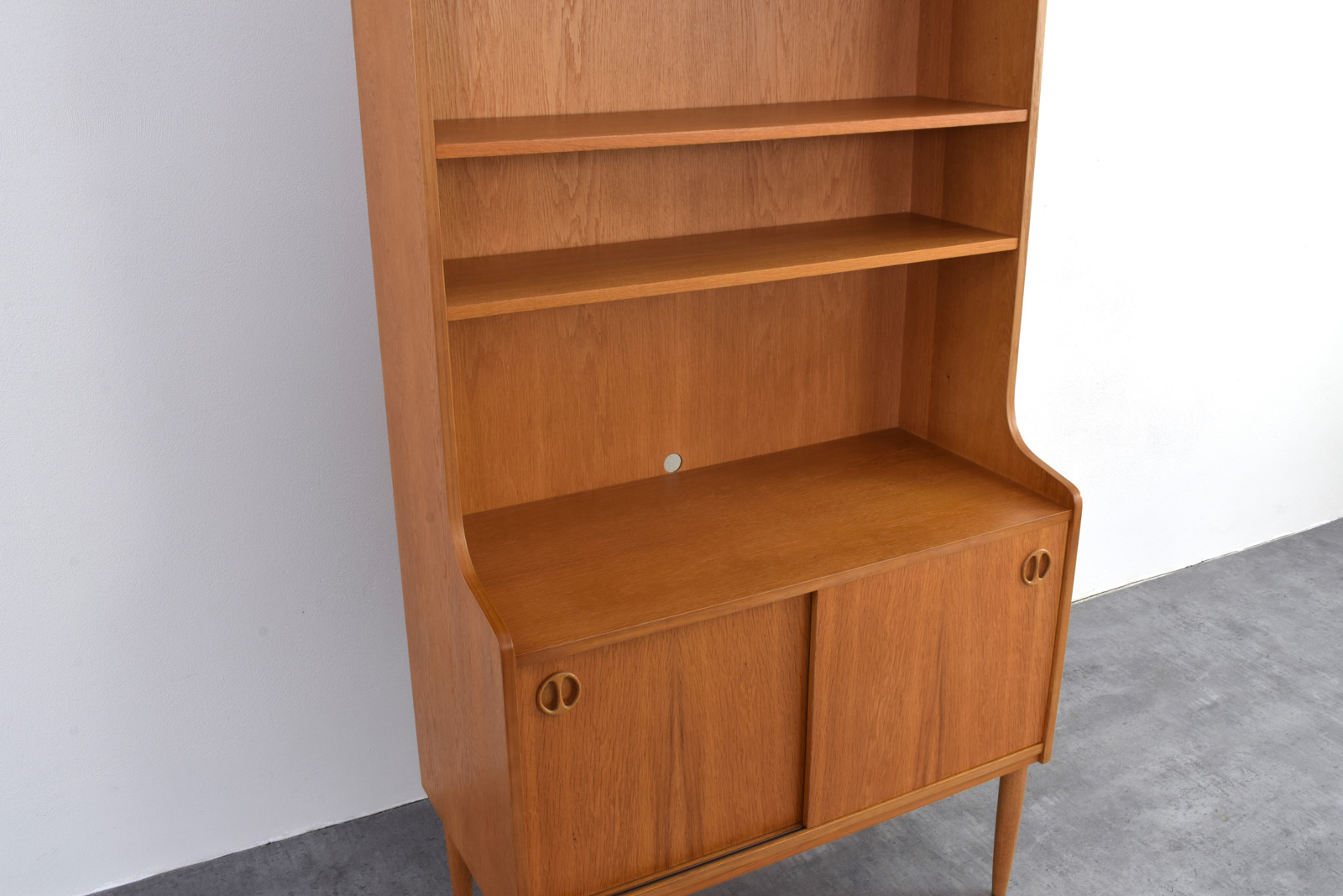 Dębowa biblioteczka vintage, Dania, lata 60