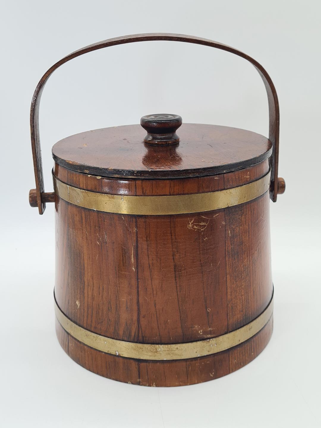 Wooden cookie jar, Vermont, USA, 1960s