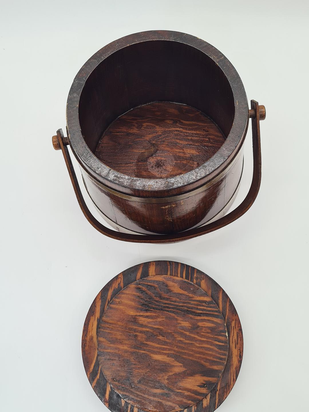 Wooden cookie jar, Vermont, USA, 1960s