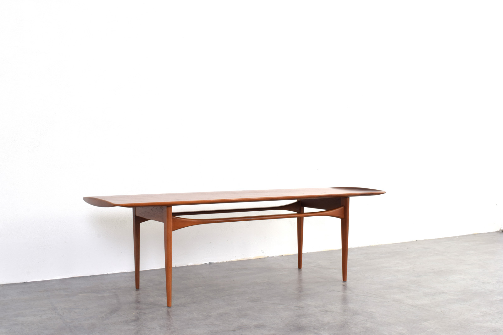 Teak coffee table designed by Tove & Edvard Kindt-Larsen, made by France & Søn, Denmark, 1960s