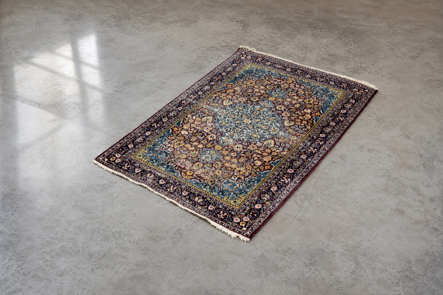 Isfahan Oriental Rug, Persia/Iran, 1940s