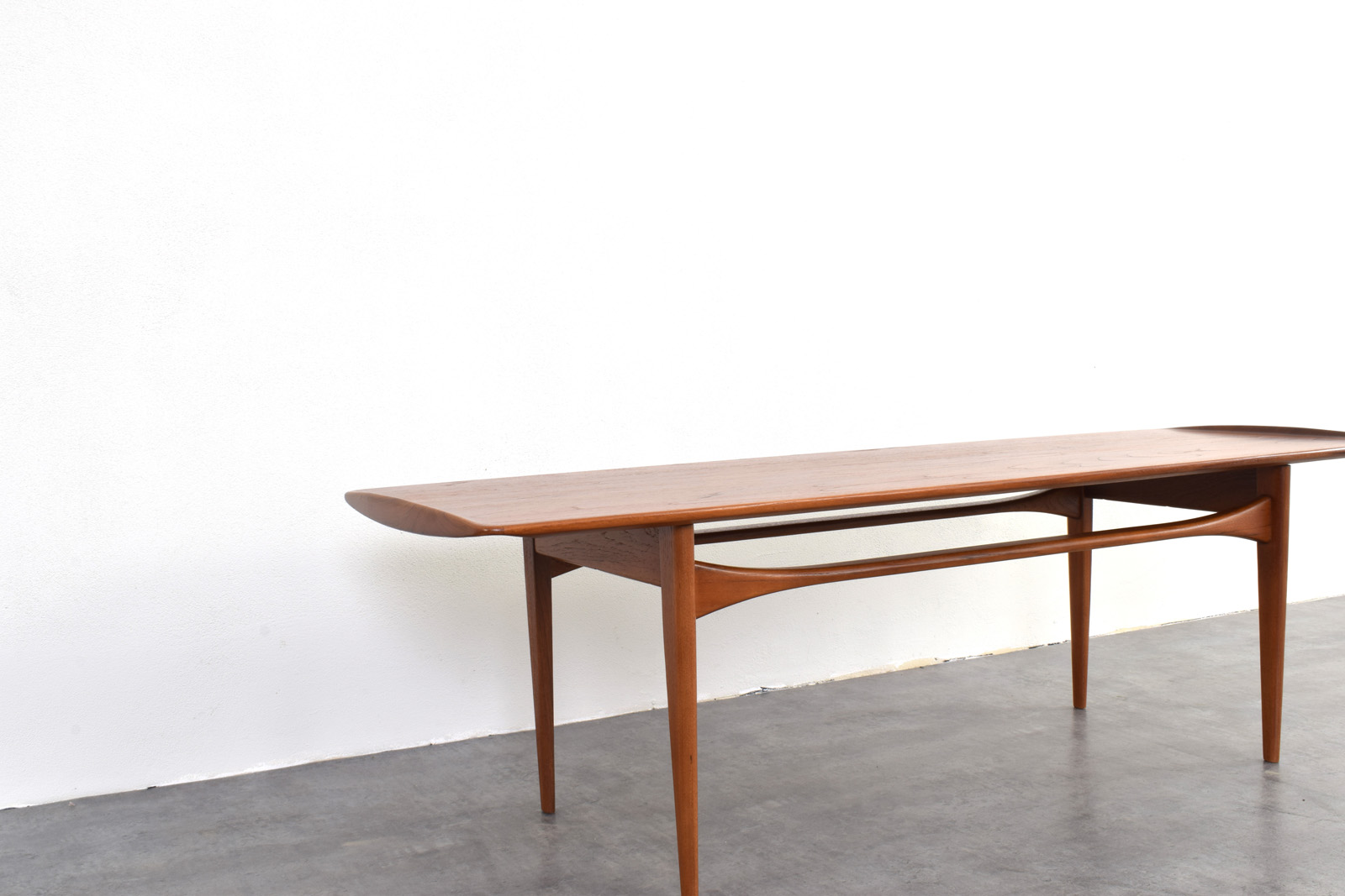 Teak coffee table designed by Tove & Edvard Kindt-Larsen, made by France & Søn, Denmark, 1960s