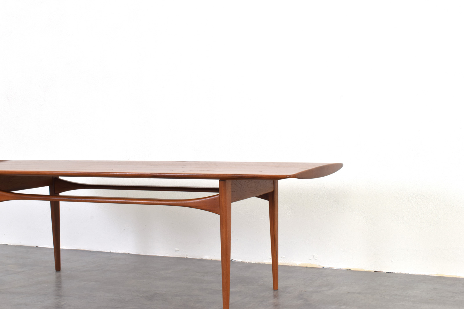 Teak coffee table designed by Tove & Edvard Kindt-Larsen, made by France & Søn, Denmark, 1960s