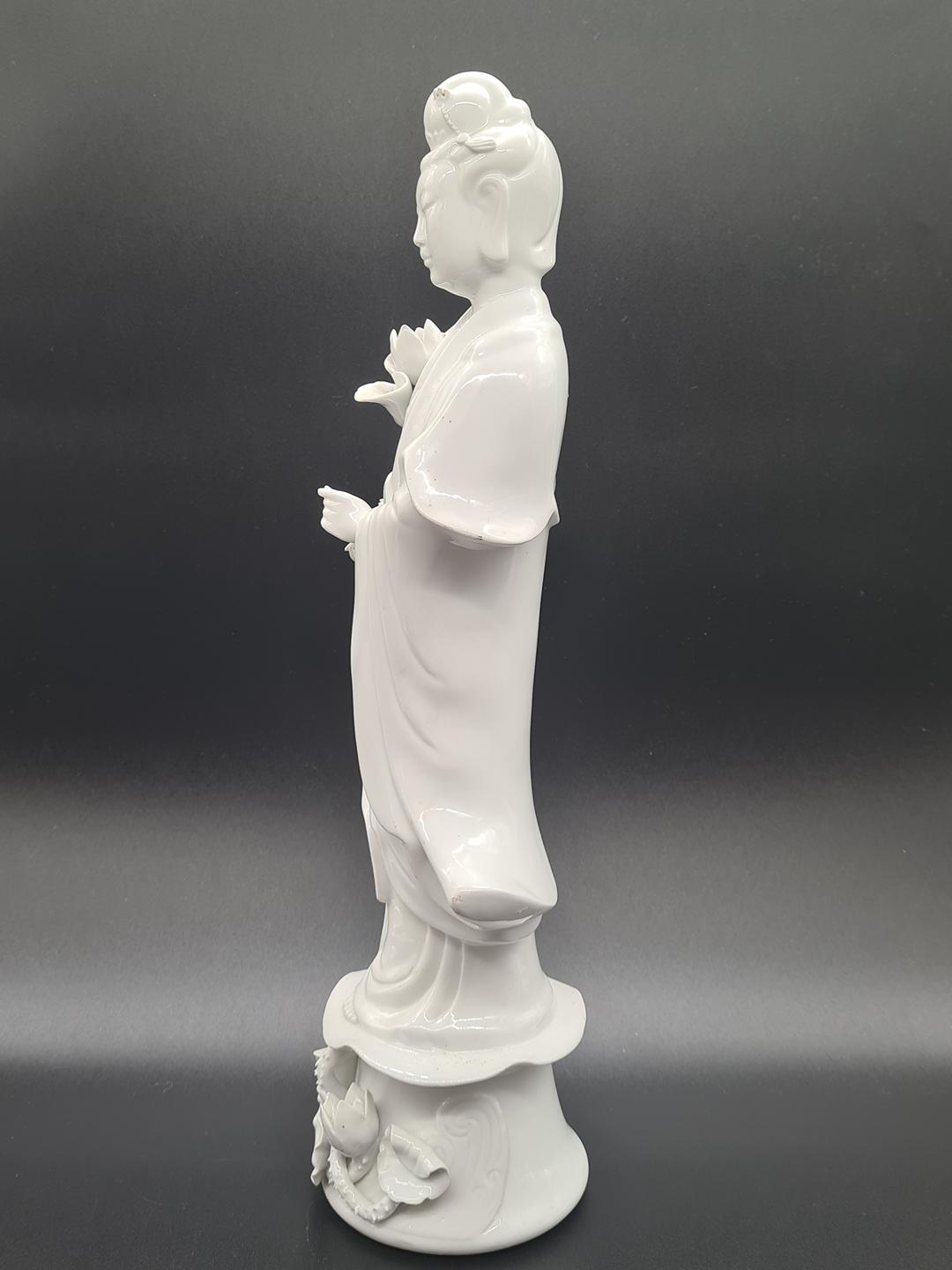 Porcelanowa figurka Guanyin, Chiny, lata 60/70