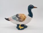 Ręcznie malowana porcelanowa figurka kaczki, lata 70