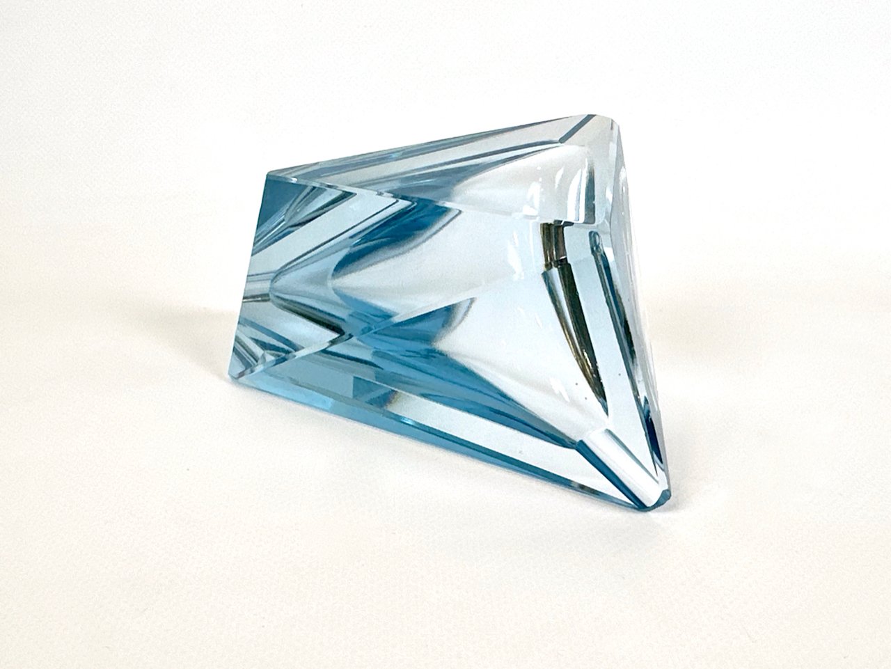 Crystal ashtray, designed by Koloman Moser, Moser, Czech Republic, 1930s