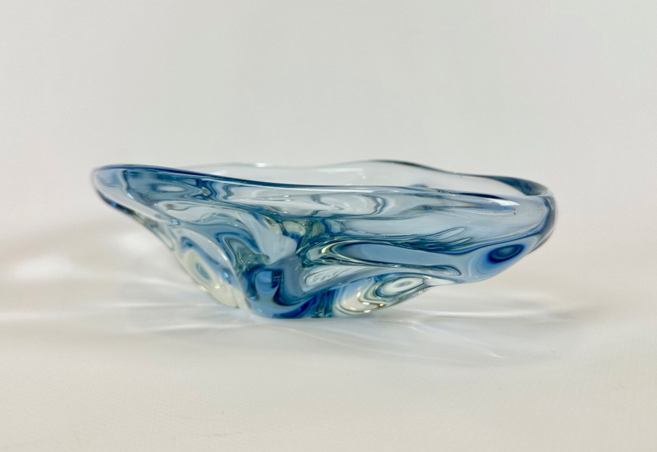 Art glass bowl, designed by Josef Hospodka, Chribska, Czechoslovakia, 1960s