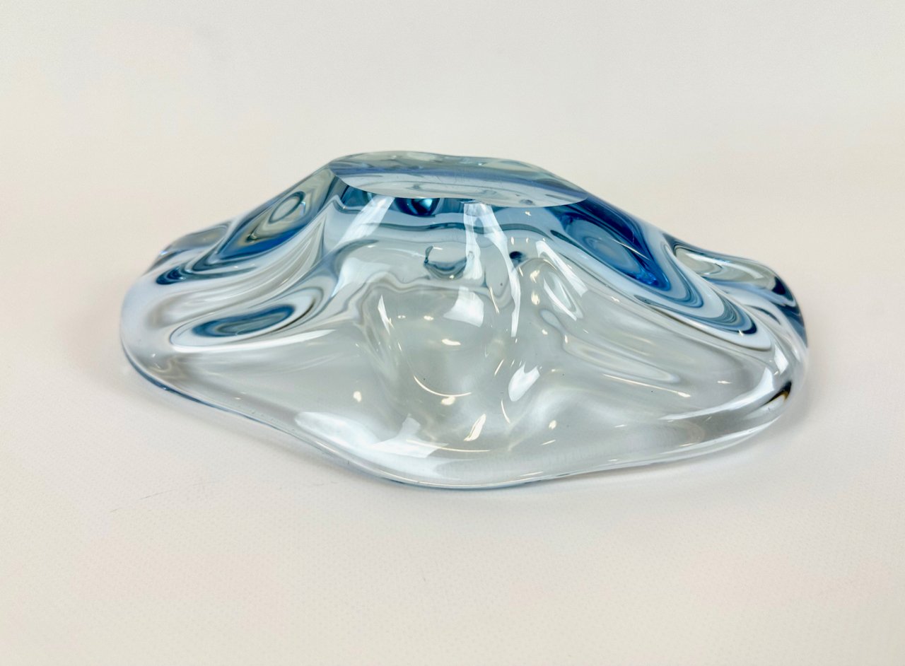 Art glass bowl, designed by Josef Hospodka, Chribska, Czechoslovakia, 1960s