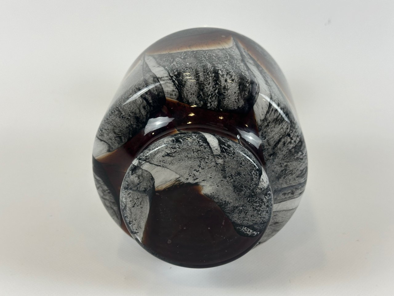 Vase made of opal glass, designed by Carlo Moretti, Murano, Italy, 1970s